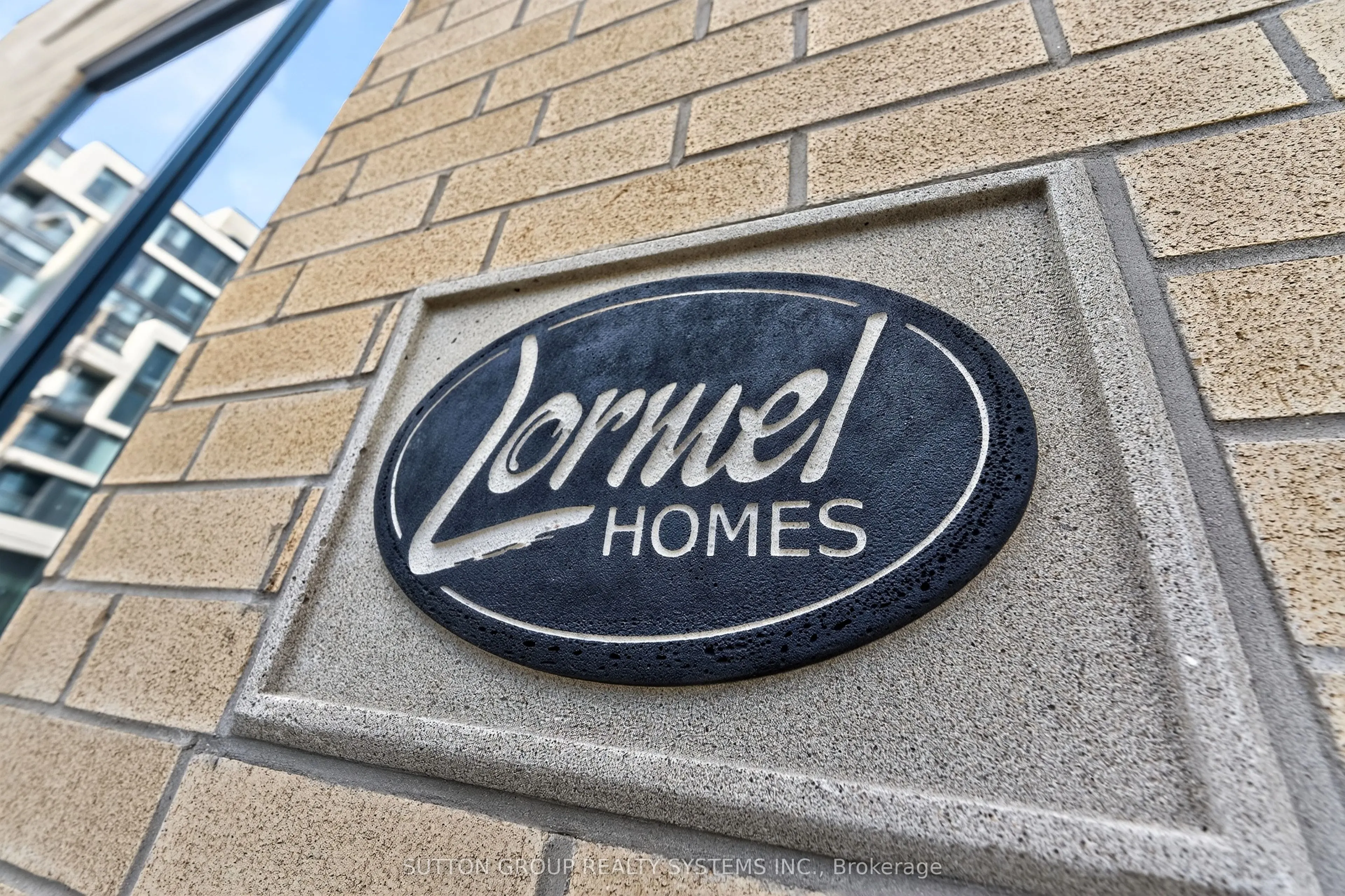 6 Chartwell Road, #324