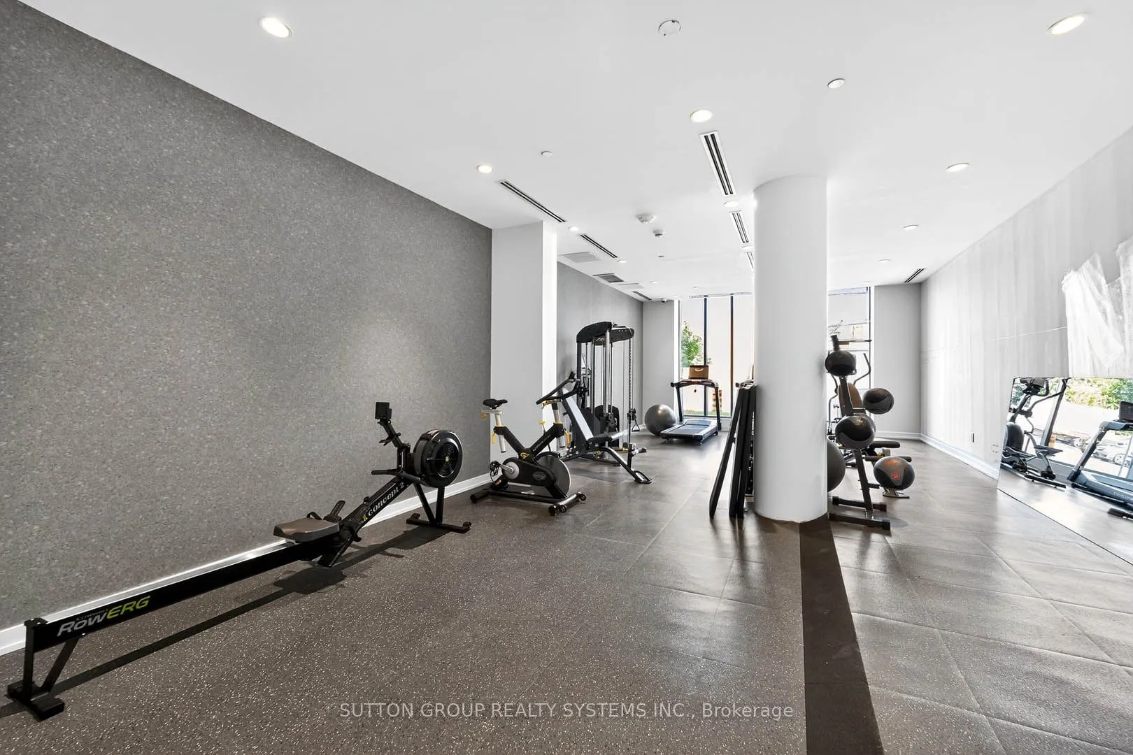 6 Chartwell Road, #324