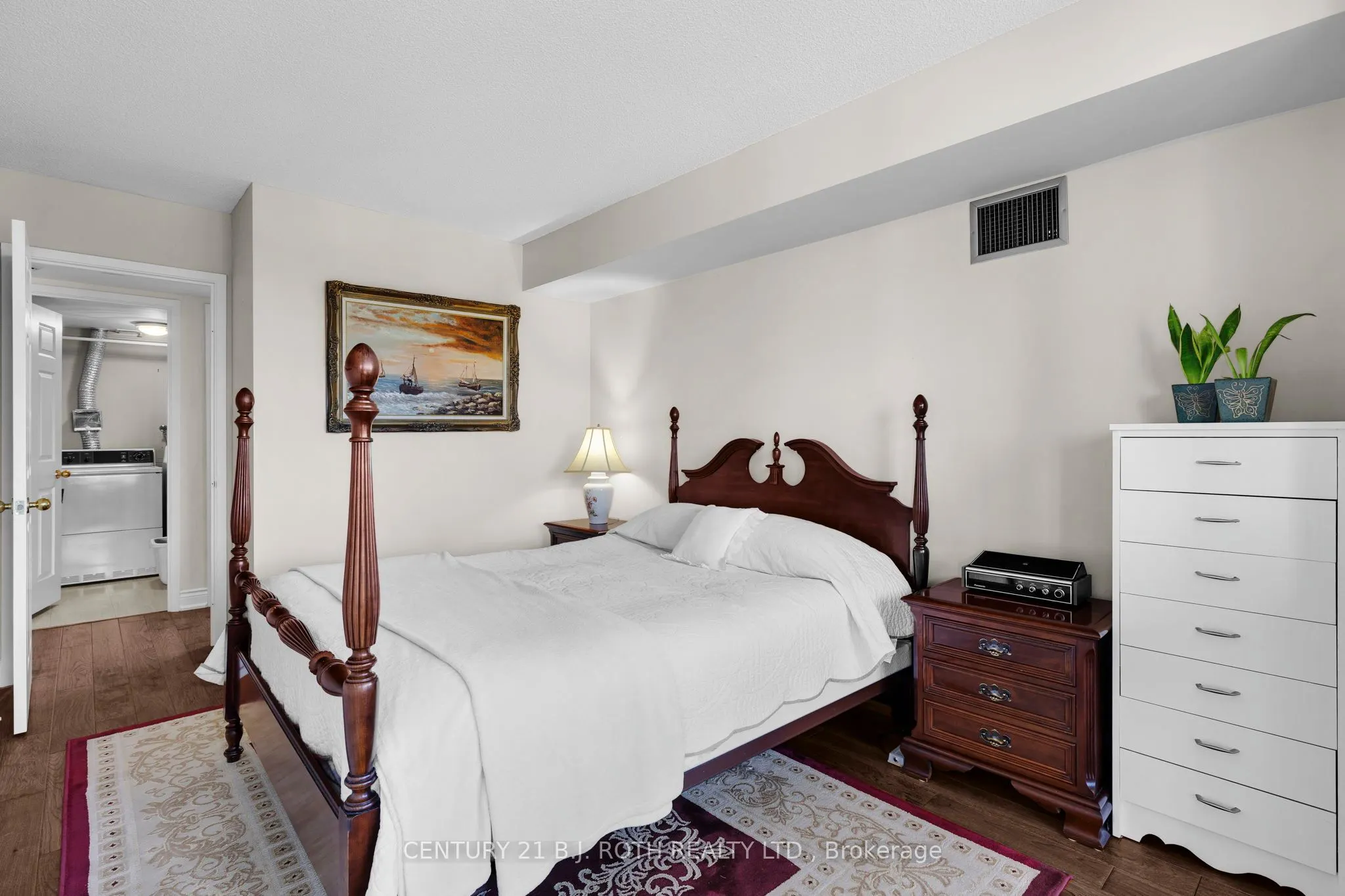 320 MILL Street S, #307