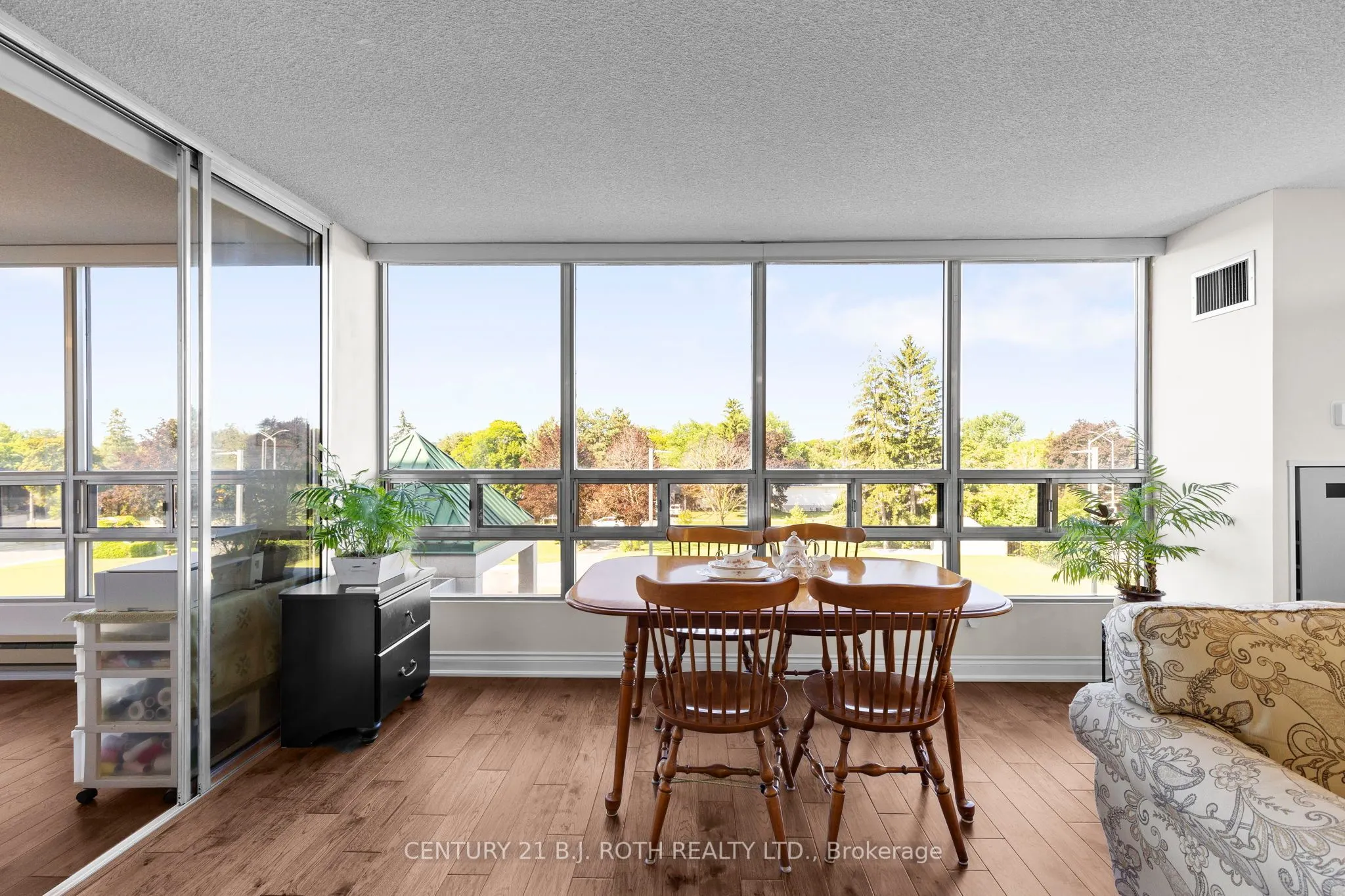 320 MILL Street S, #307