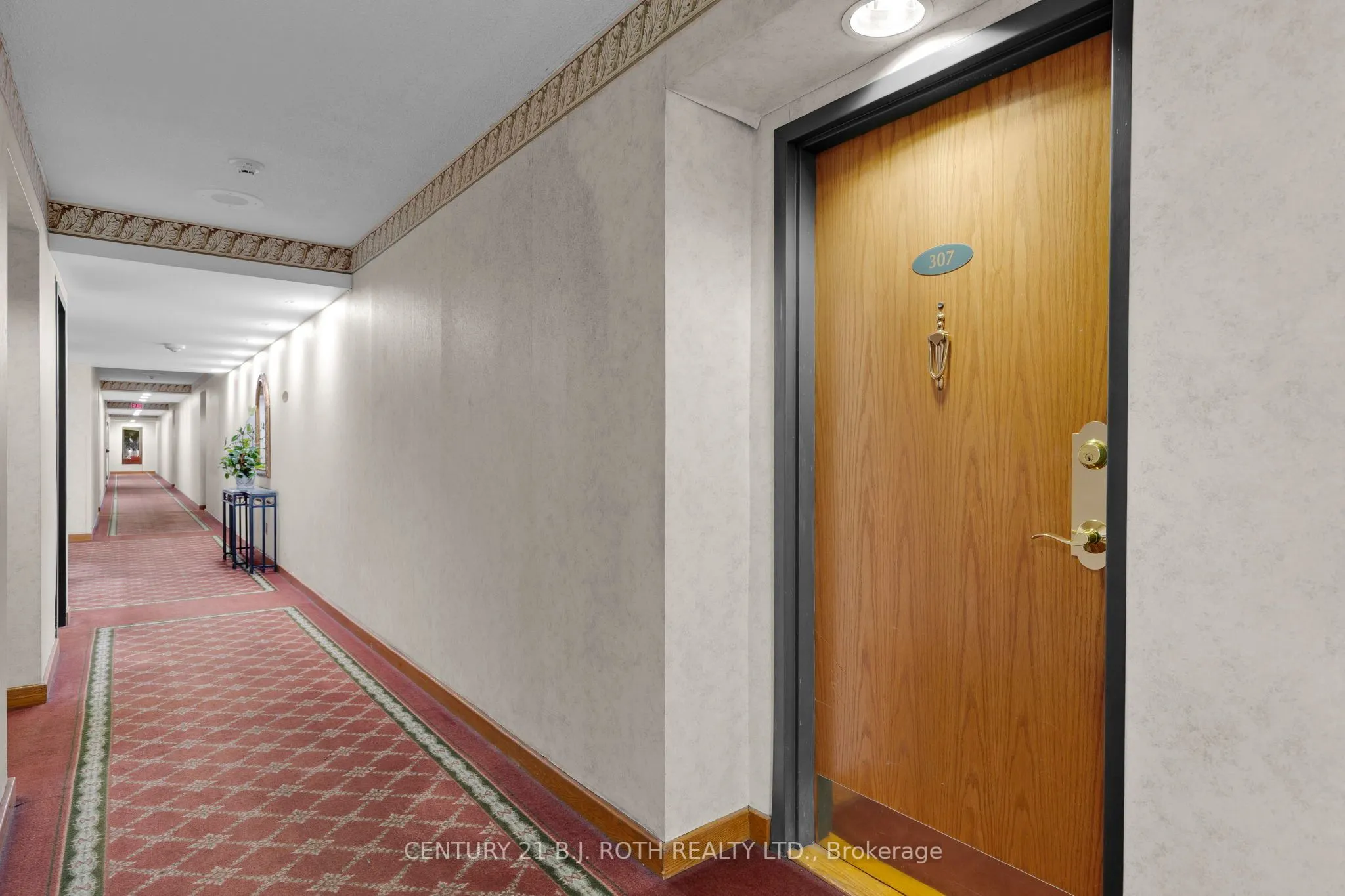 320 MILL Street S, #307