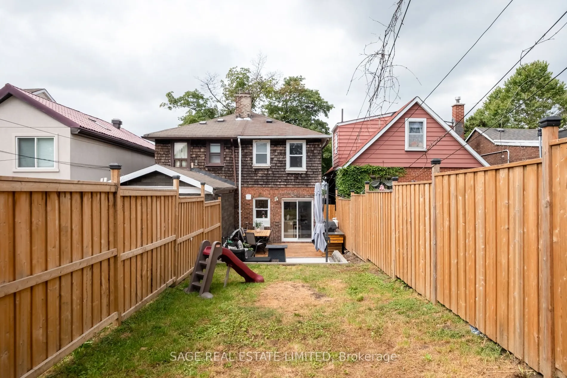 299 Blackthorn Avenue