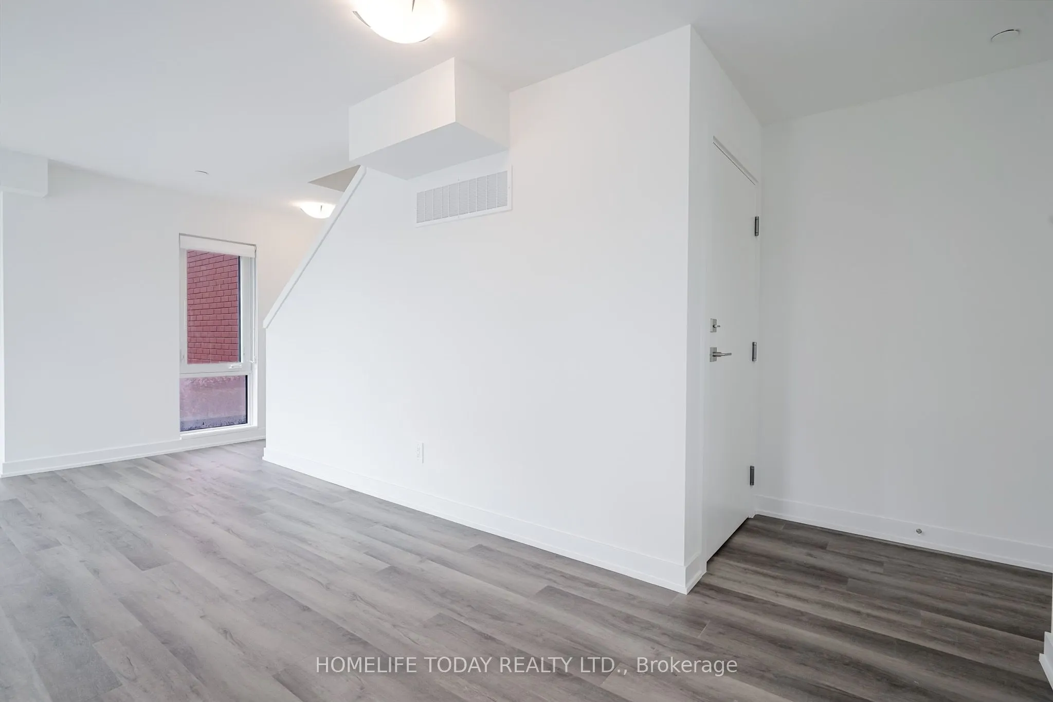 35 Romilly Avenue, #2
