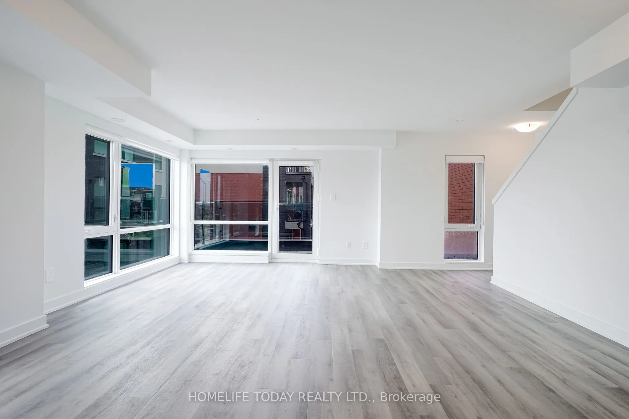 35 Romilly Avenue, #2