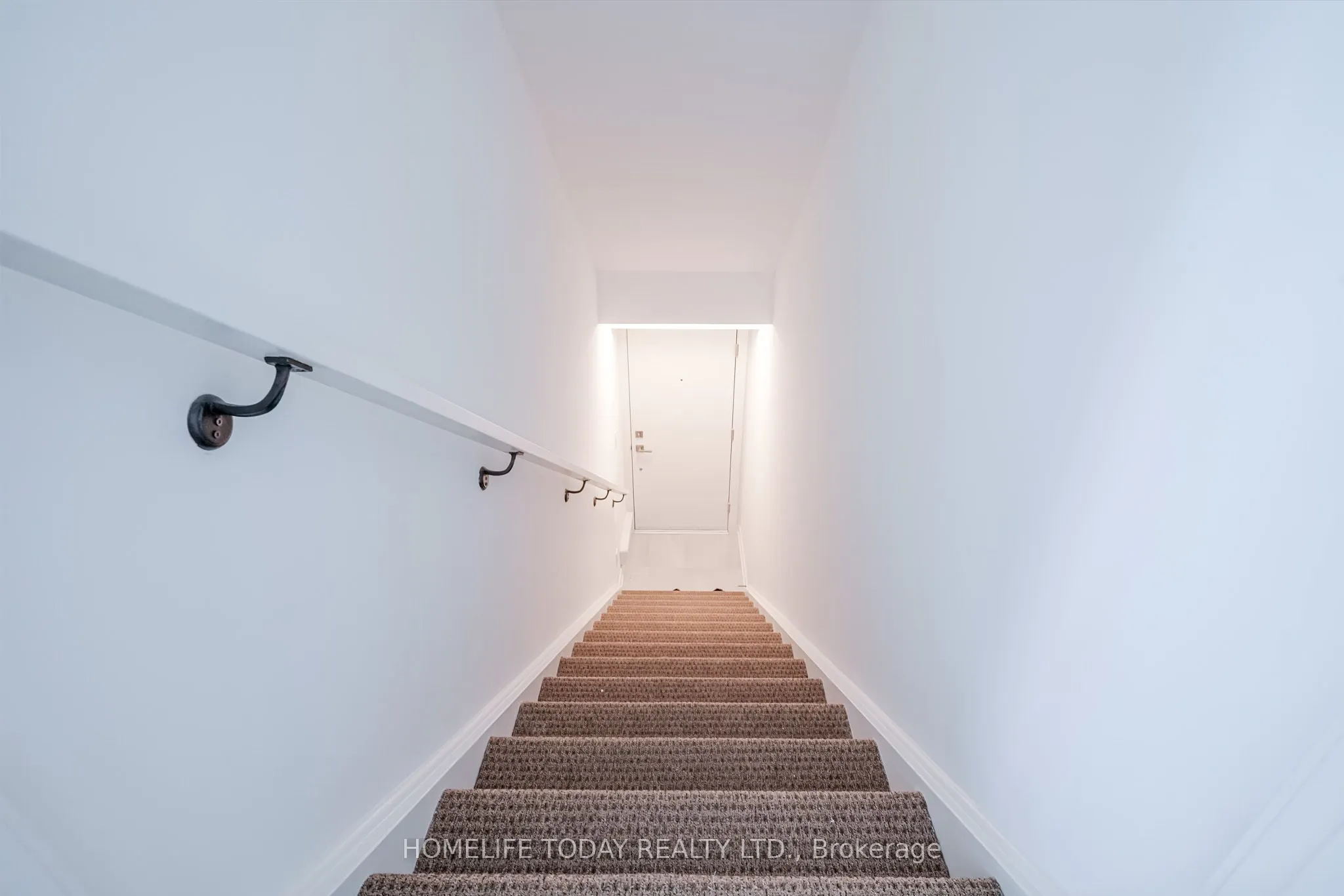 35 Romilly Avenue, #2