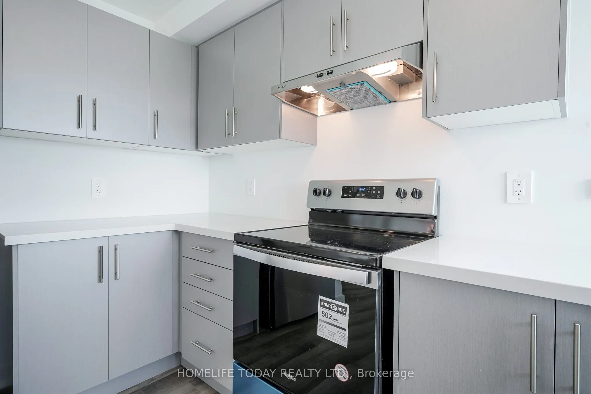 35 Romilly Avenue, #2