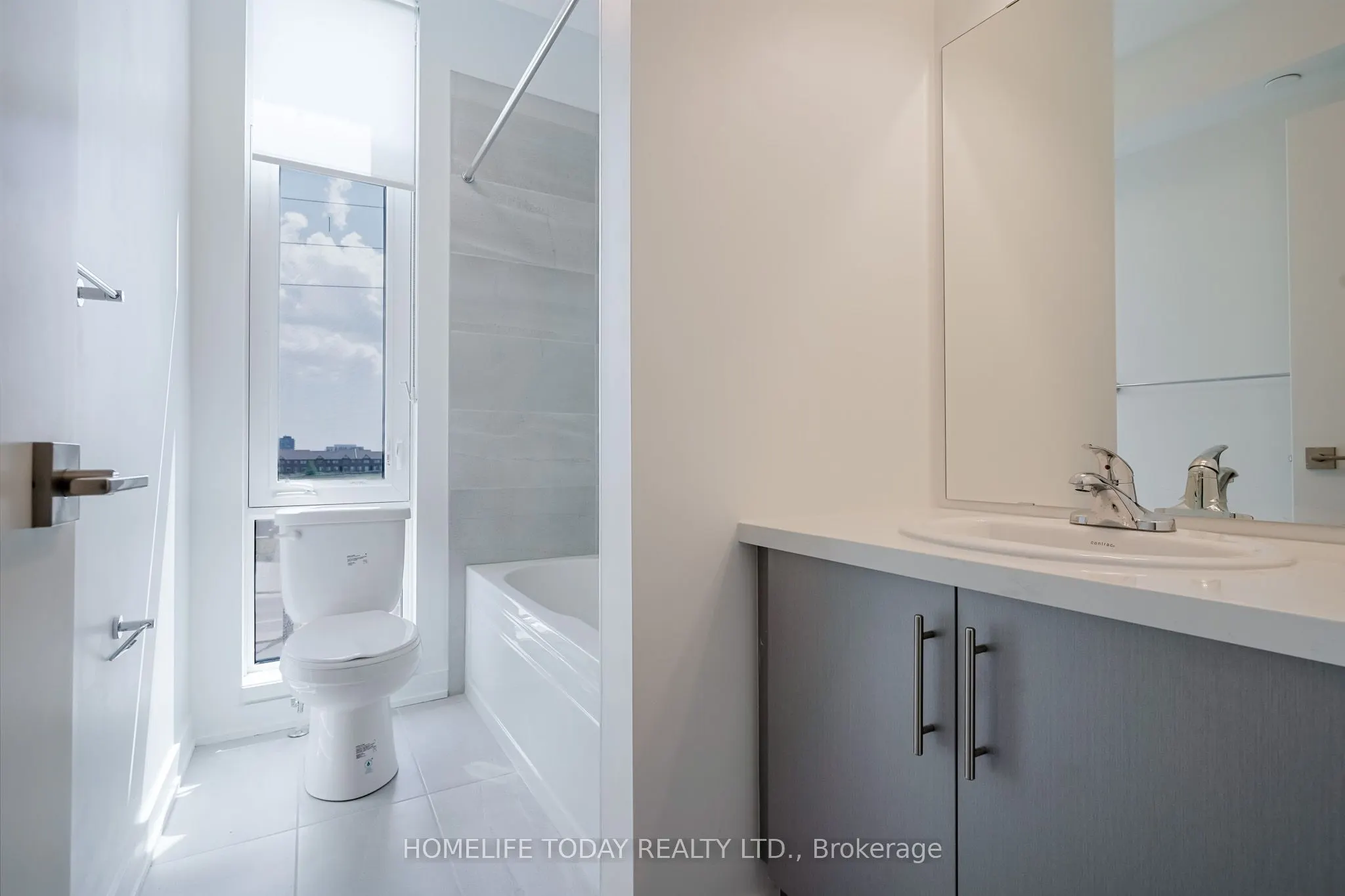 35 Romilly Avenue, #2