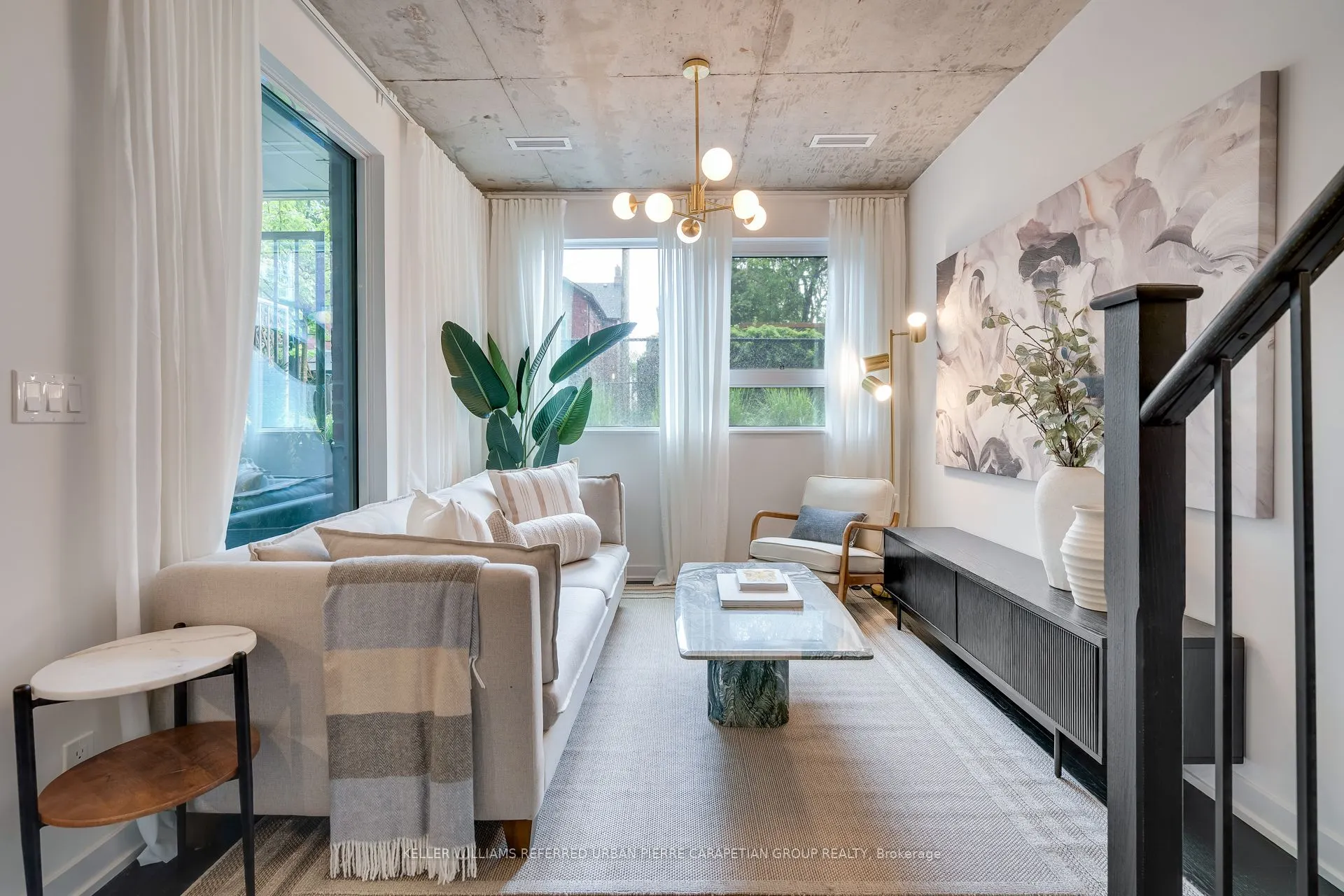 57 Brock Avenue, #TH 109