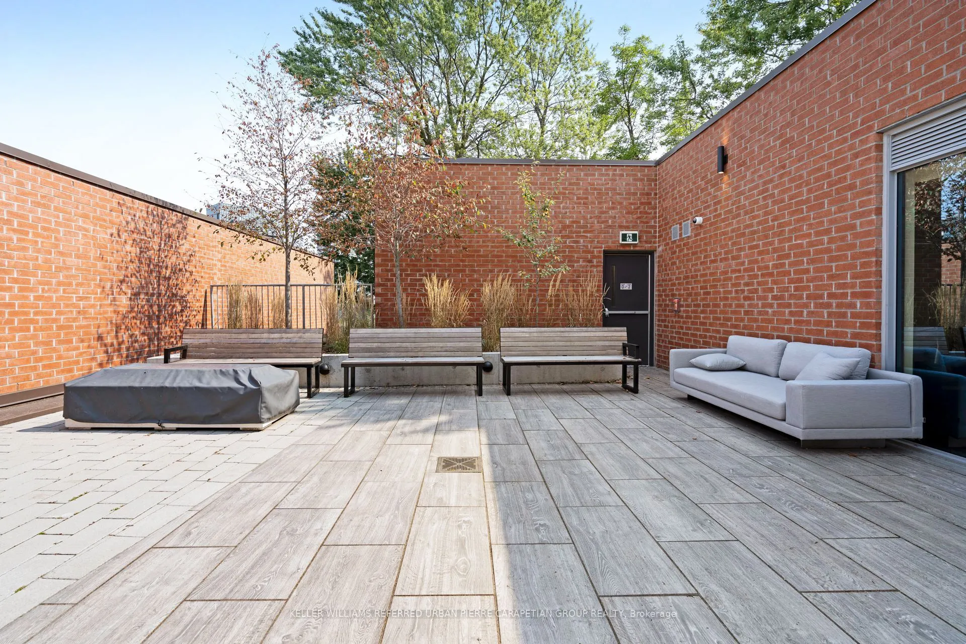 57 Brock Avenue, #TH 109