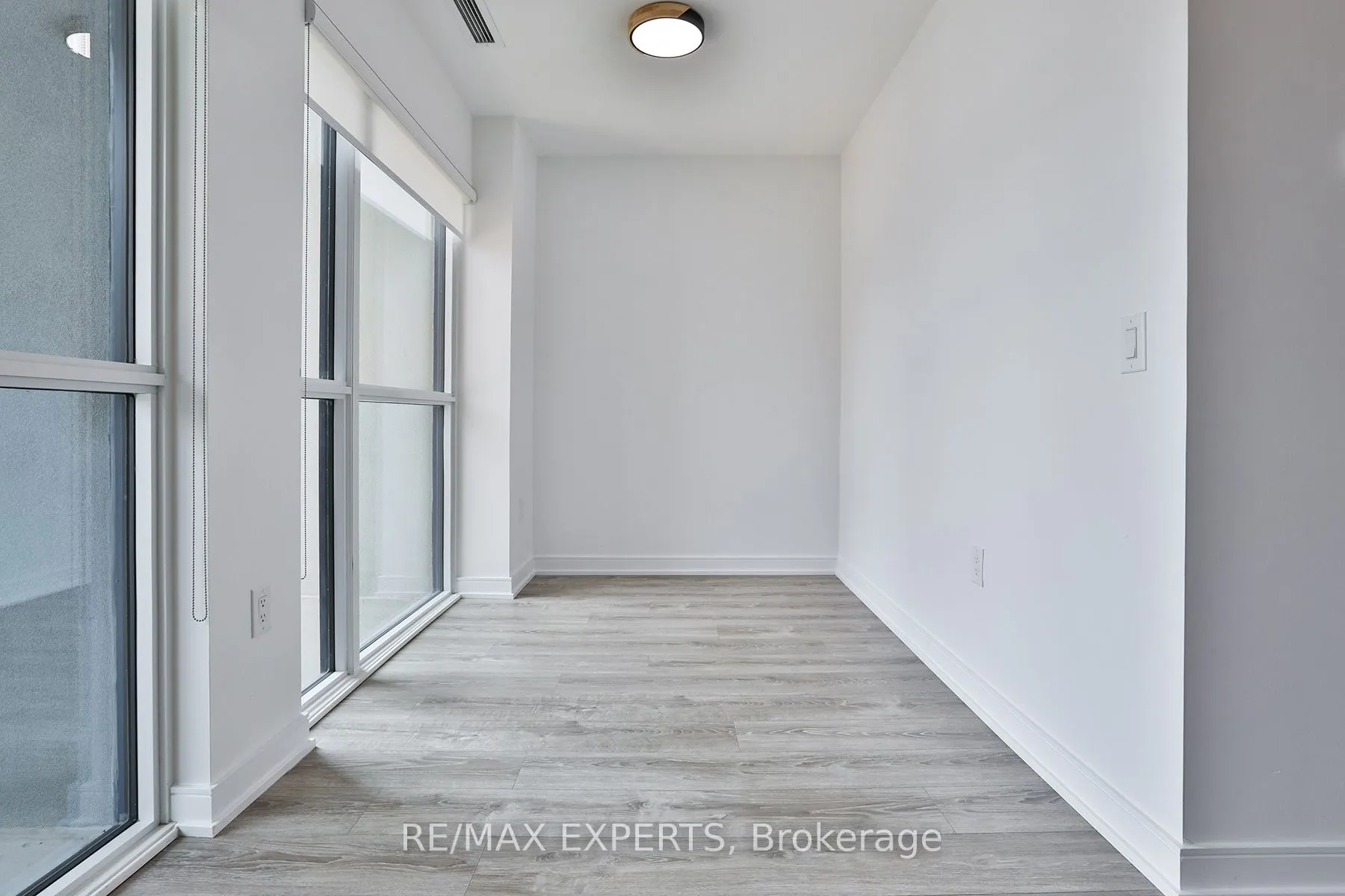 25 Neighbourhood Lane, #603