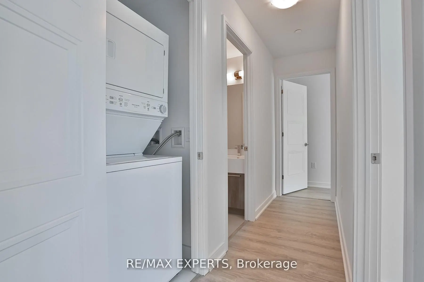 25 Neighbourhood Lane, #603