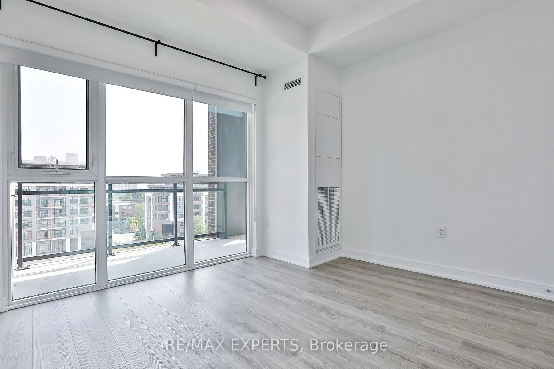 25 Neighbourhood Lane, #603