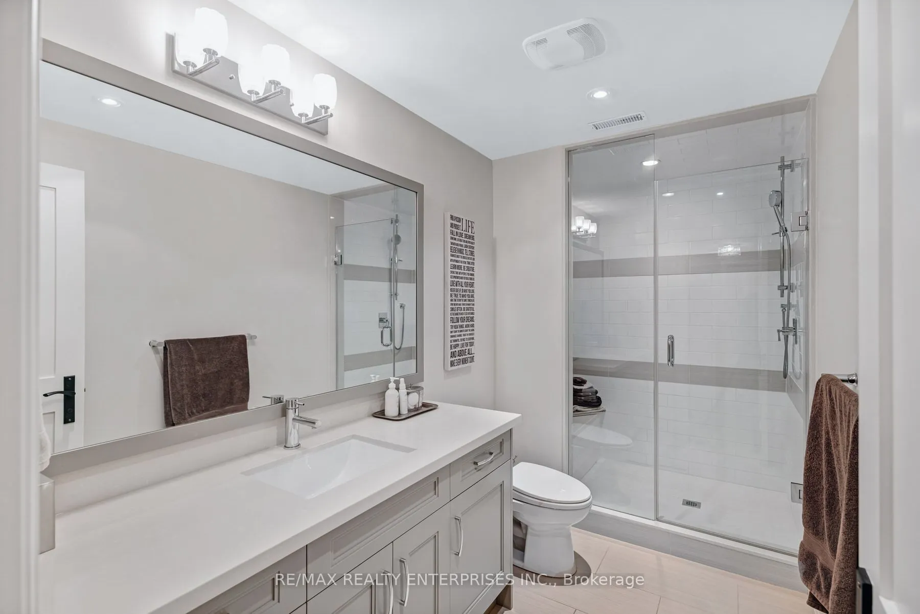 17 Wenonah Drive