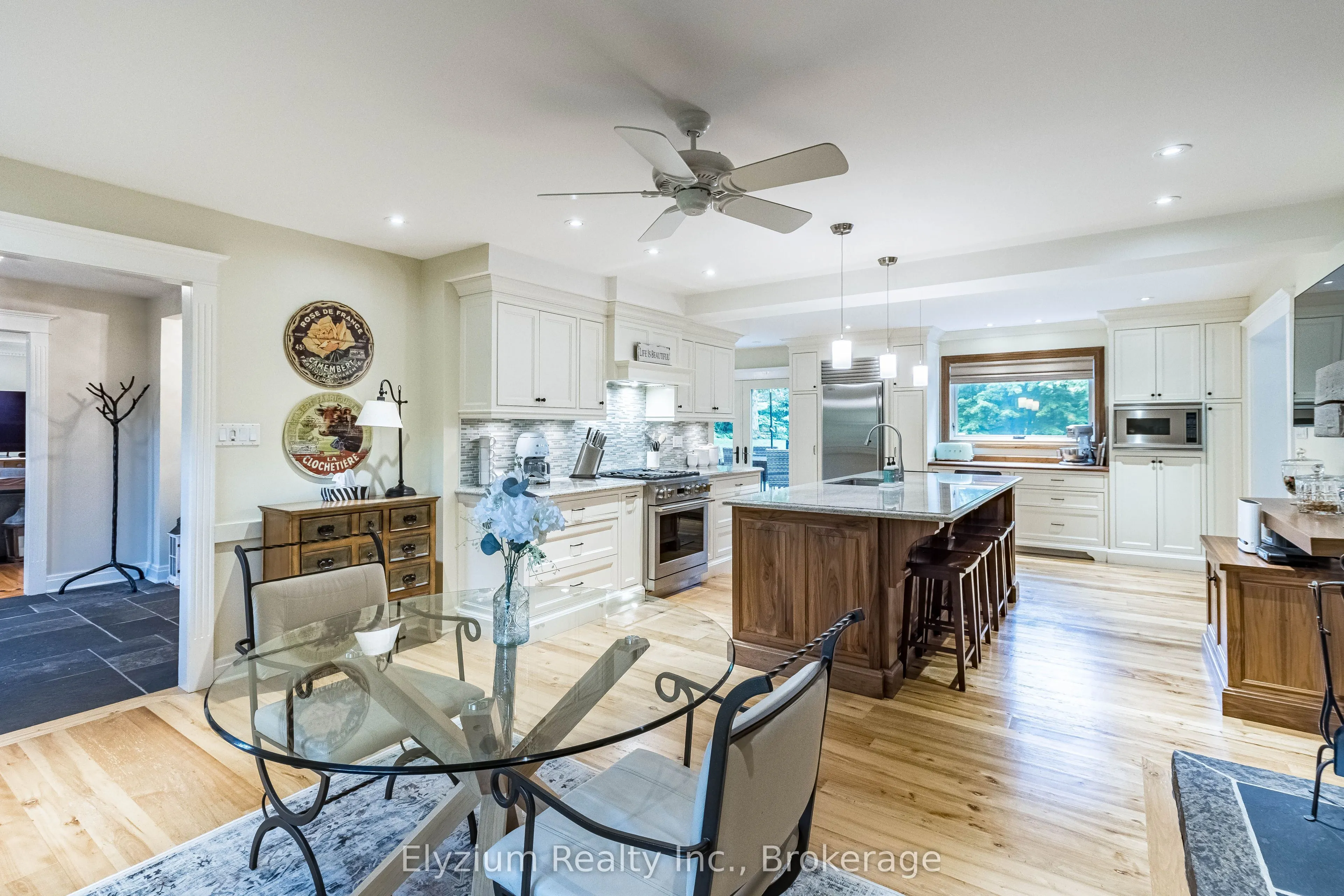 27 Cedar Drive