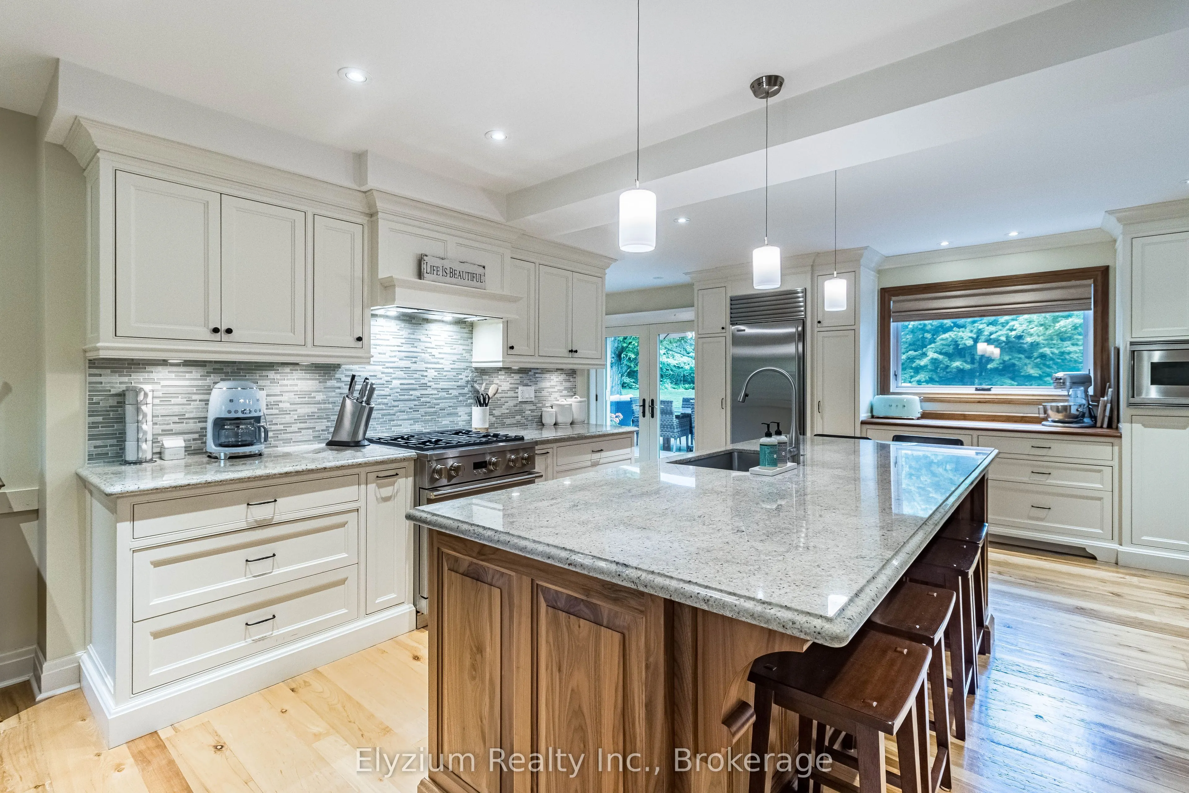 27 Cedar Drive