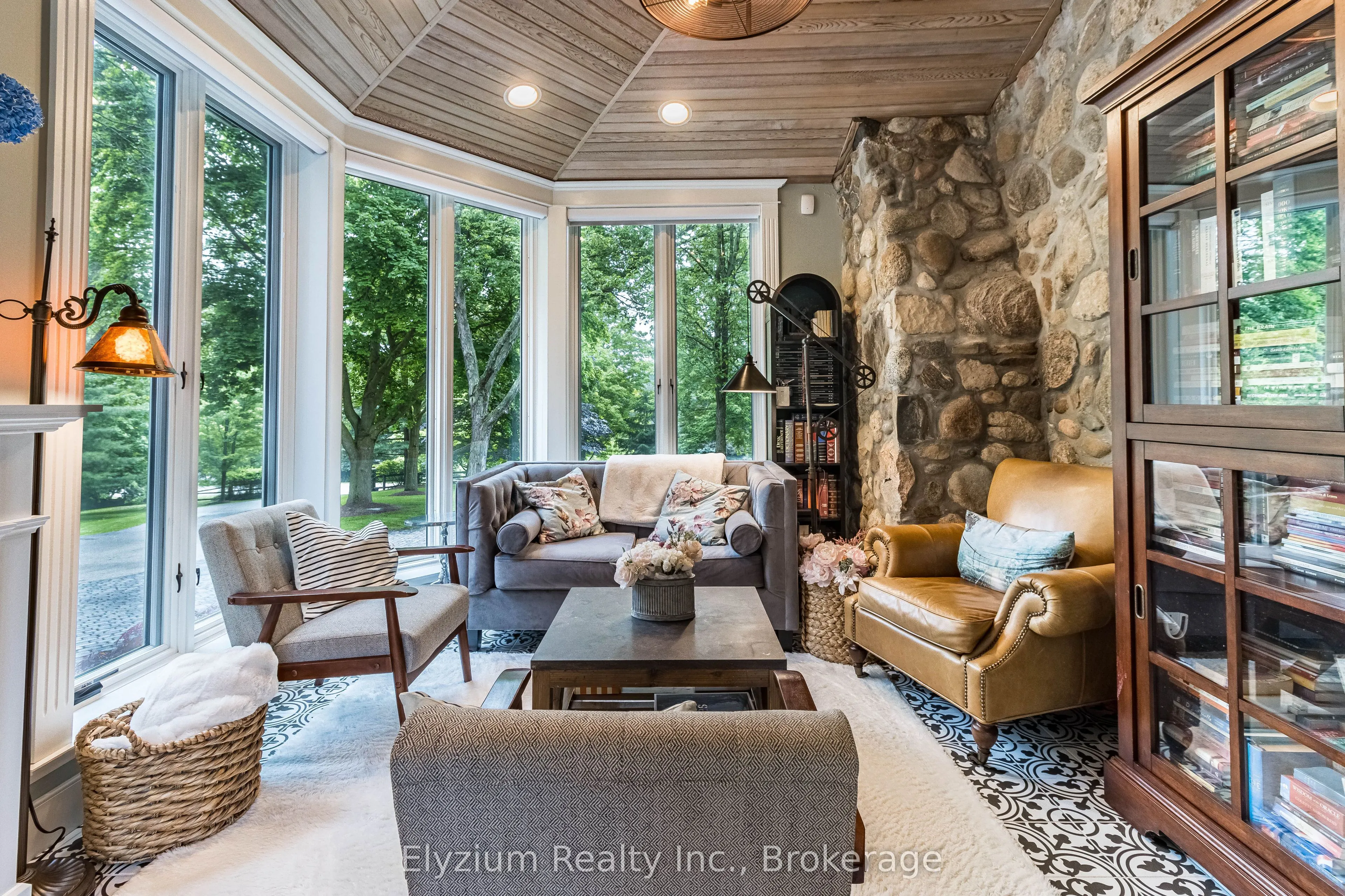 27 Cedar Drive