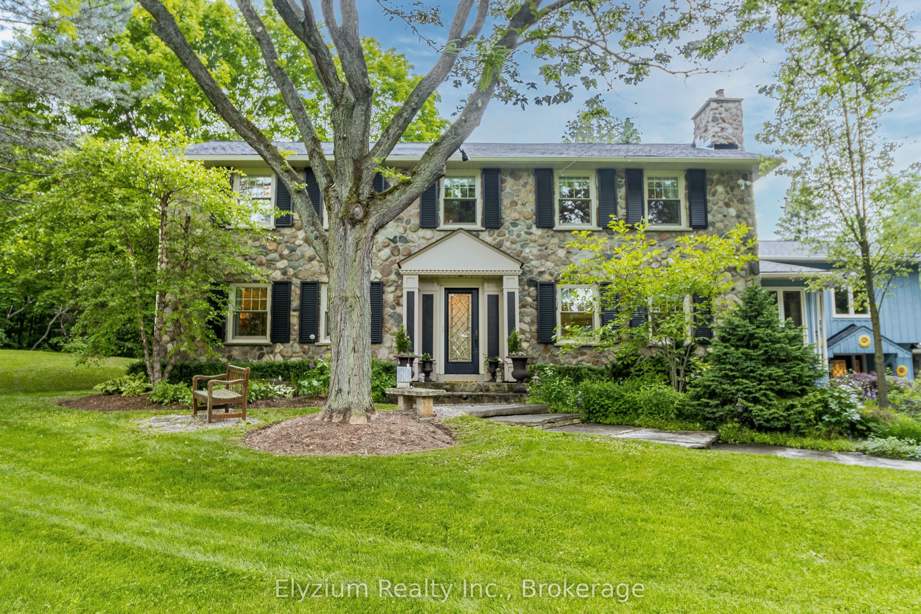 27 Cedar Drive