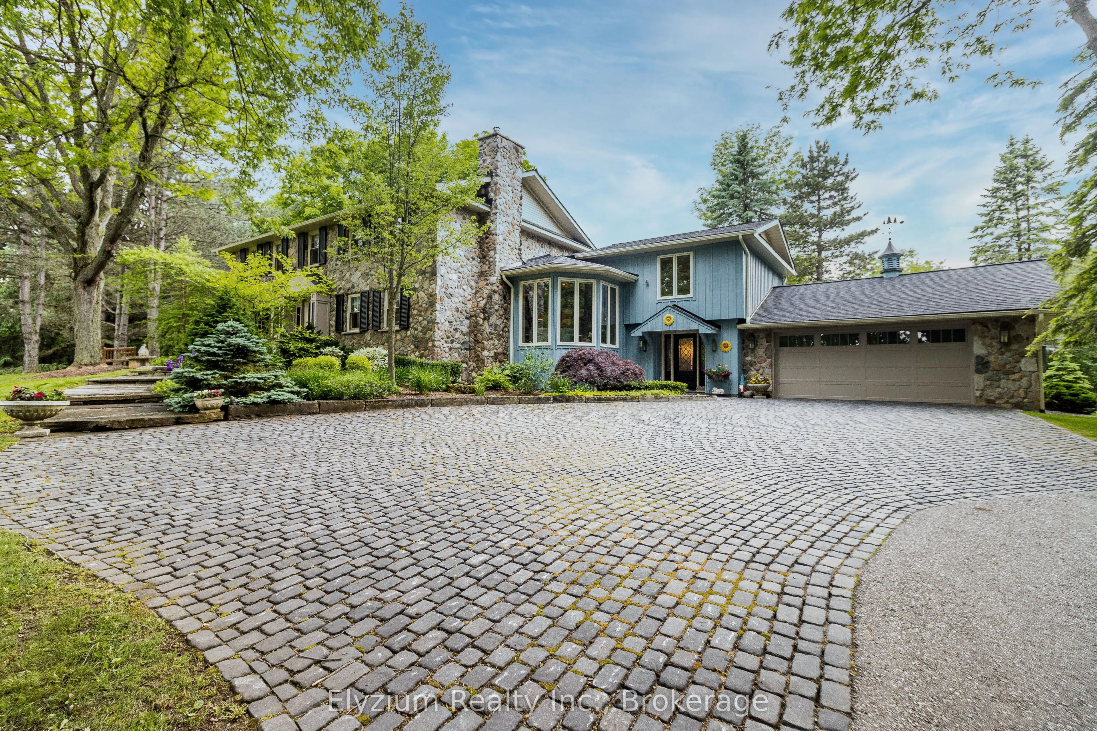 27 Cedar Drive