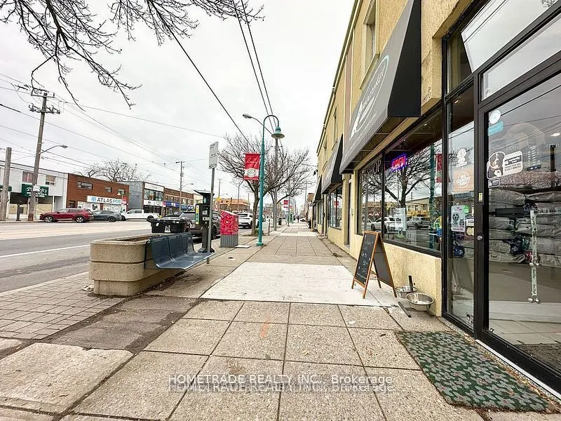 3428 Lake Shore Boulevard W