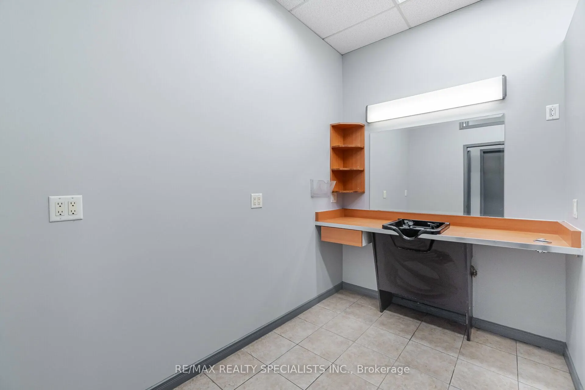 5160 Explorer Drive E, #10