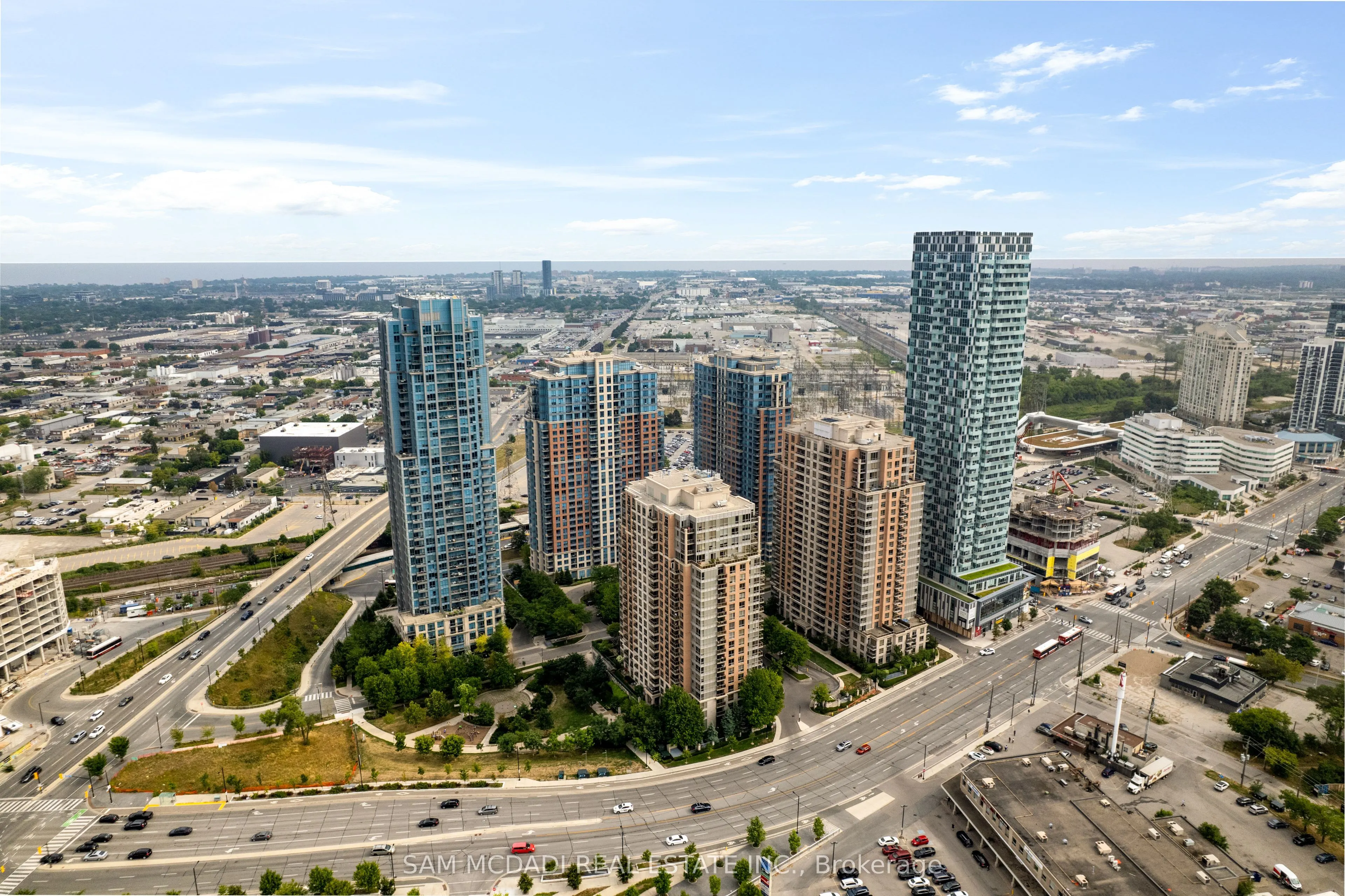 5229 Dundas Street W, #2002