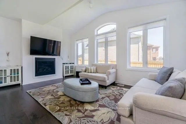 116 Sierra Crescent
