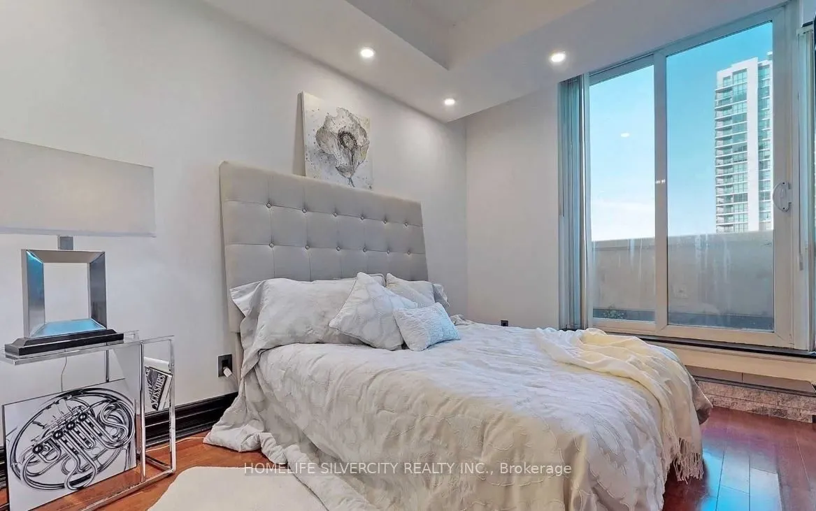 235 Sherway Gardens, #411