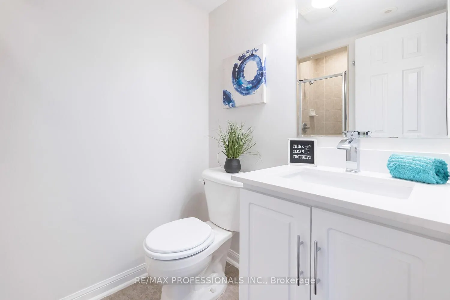 634 Shoreline Drive, #5
