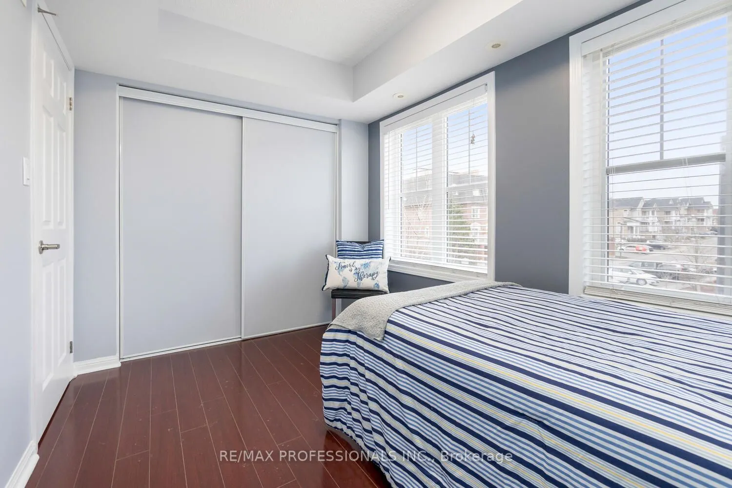634 Shoreline Drive, #5