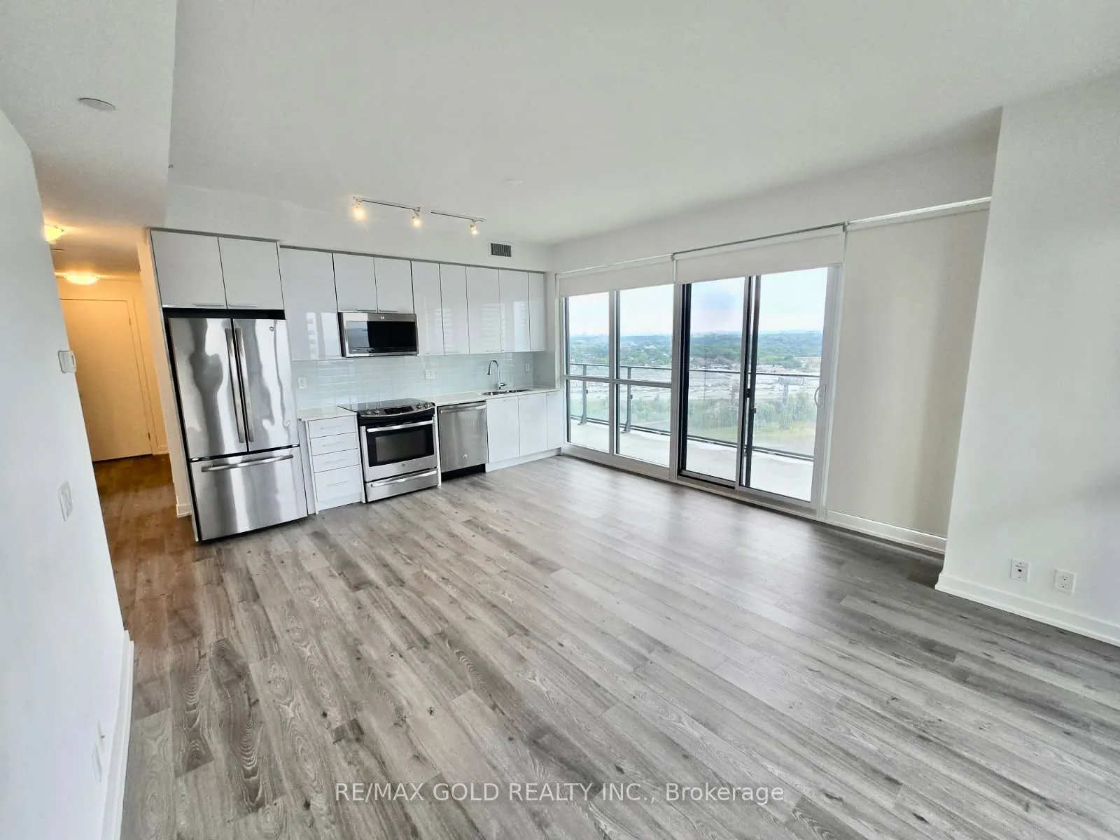 10 Park Lawn Road, #2309