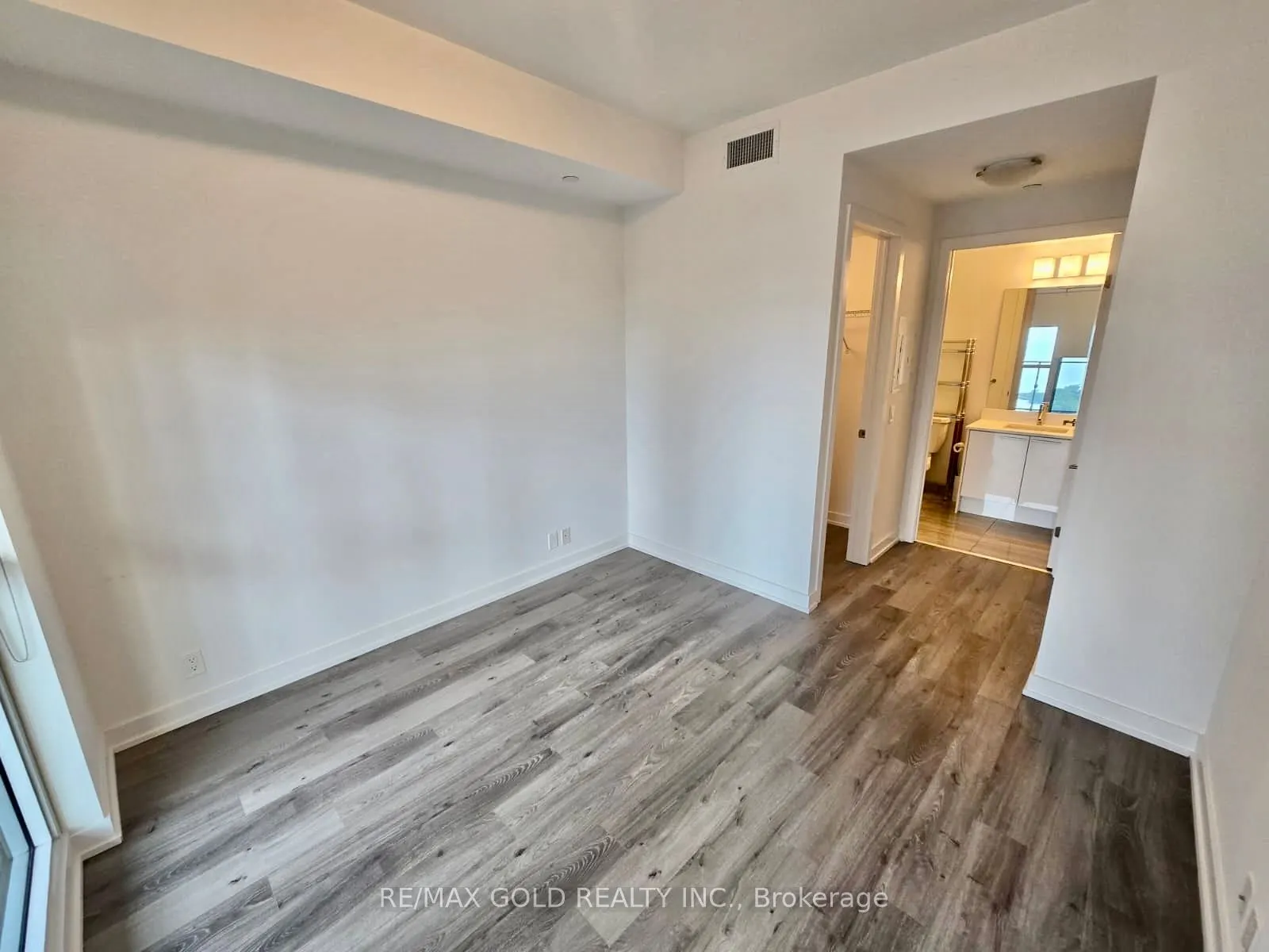 10 Park Lawn Road, #2309