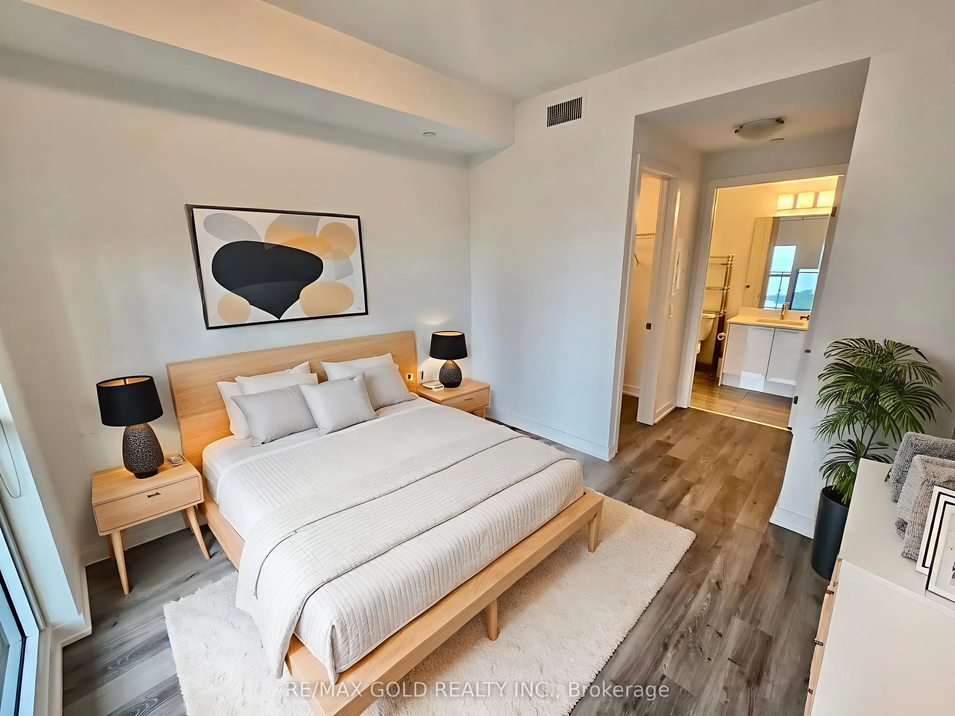10 Park Lawn Road, #2309