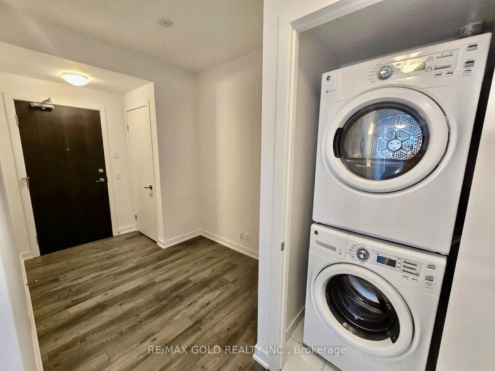 10 Park Lawn Road, #2309
