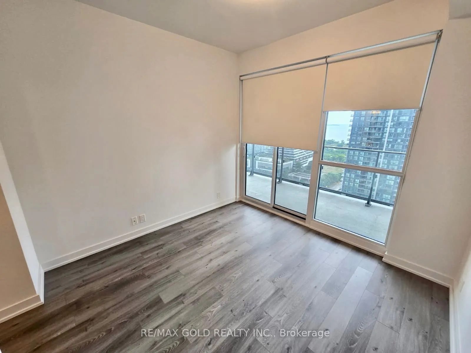 10 Park Lawn Road, #2309