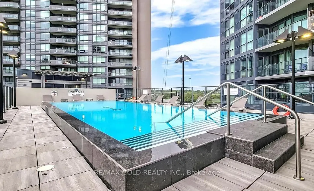 10 Park Lawn Road, #2309