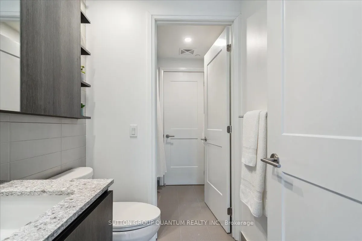 21 Park Street E, #315