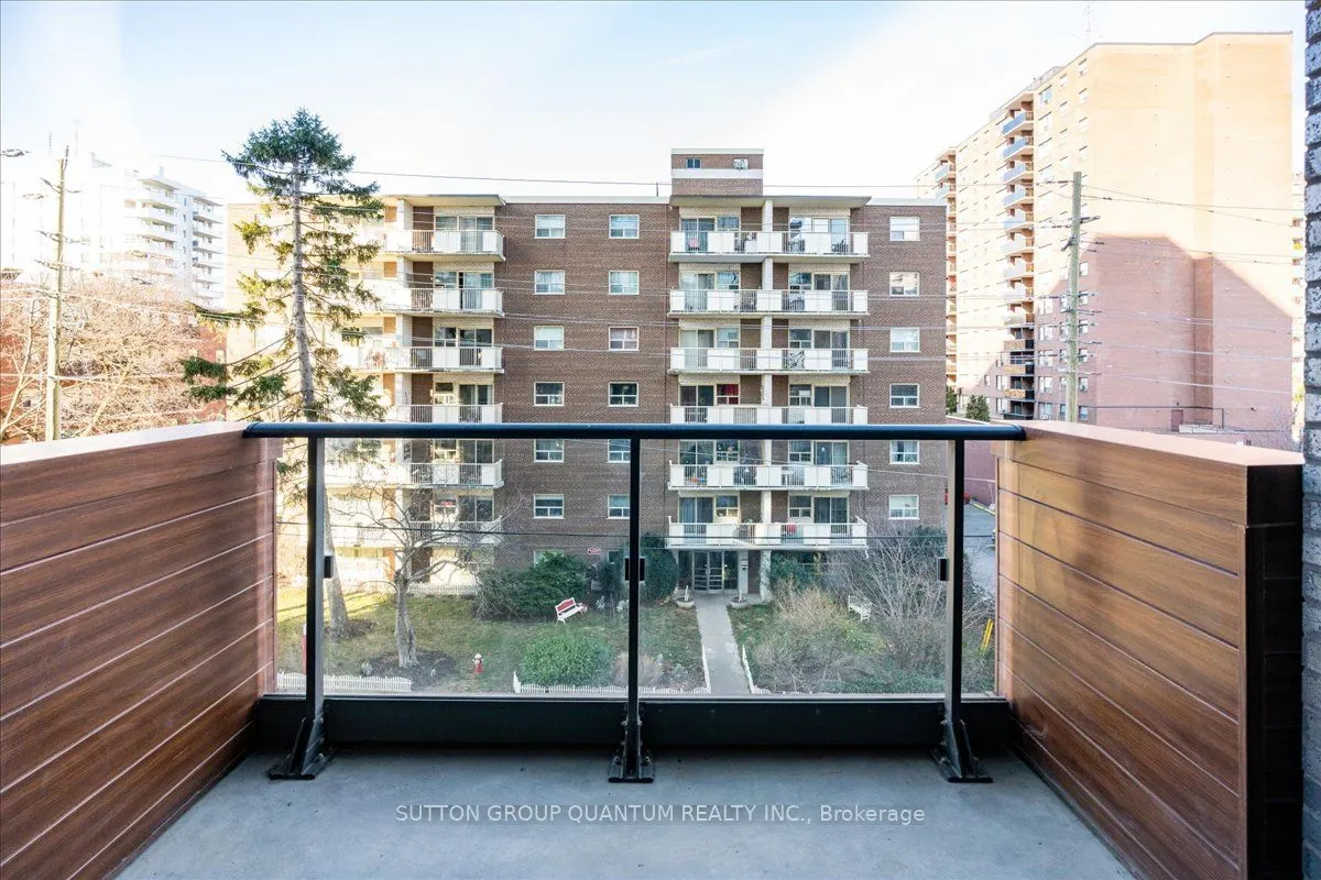 21 Park Street E, #315