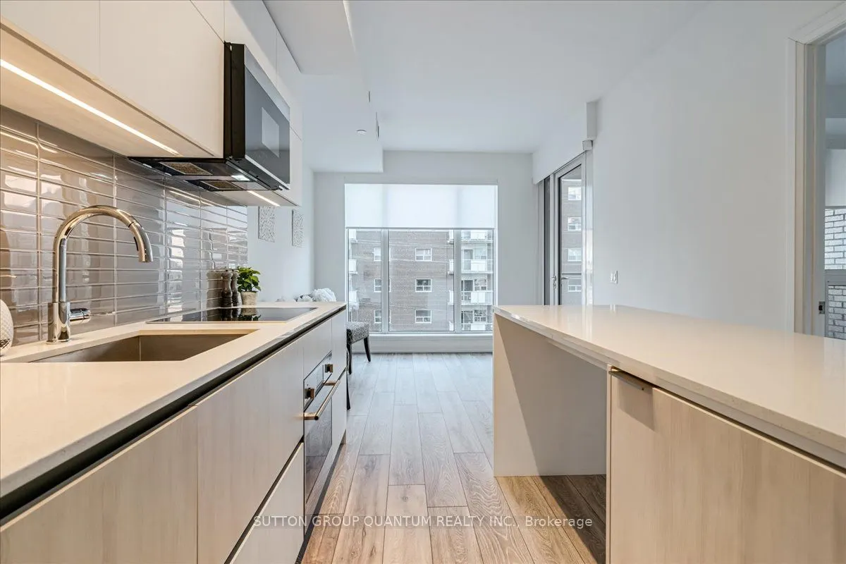 21 Park Street E, #315