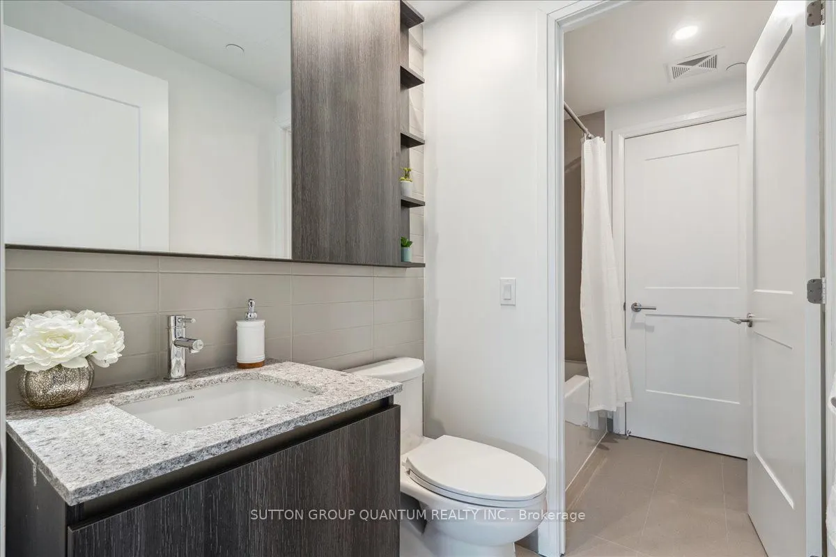 21 Park Street E, #315