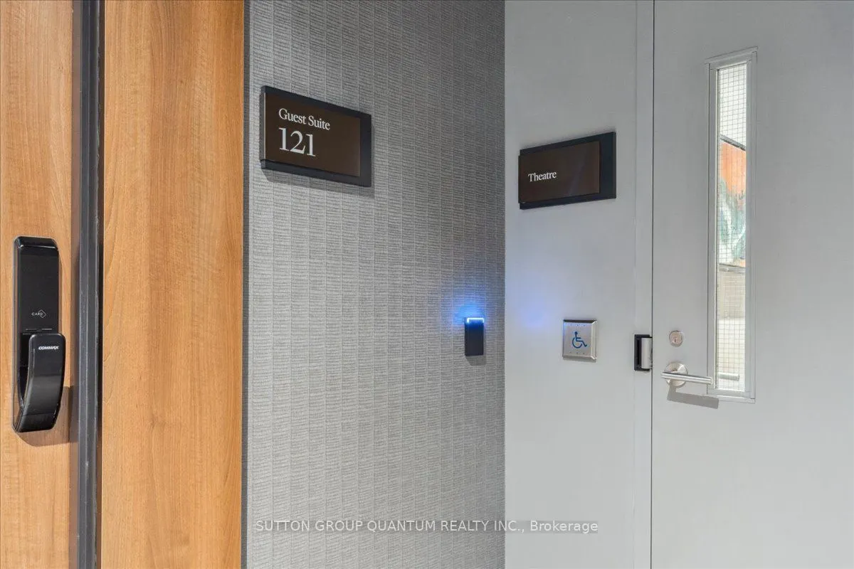 21 Park Street E, #315