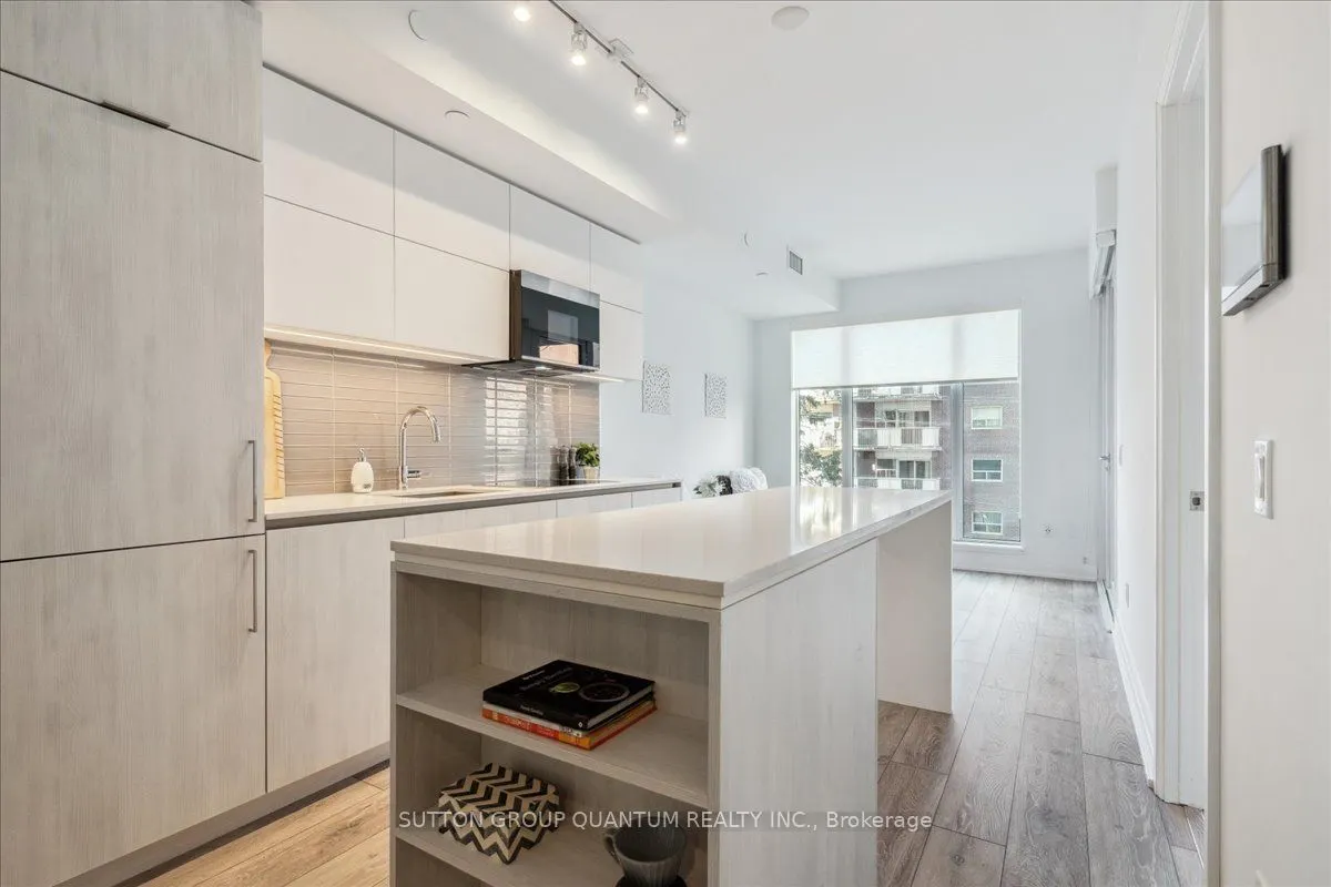 21 Park Street E, #315