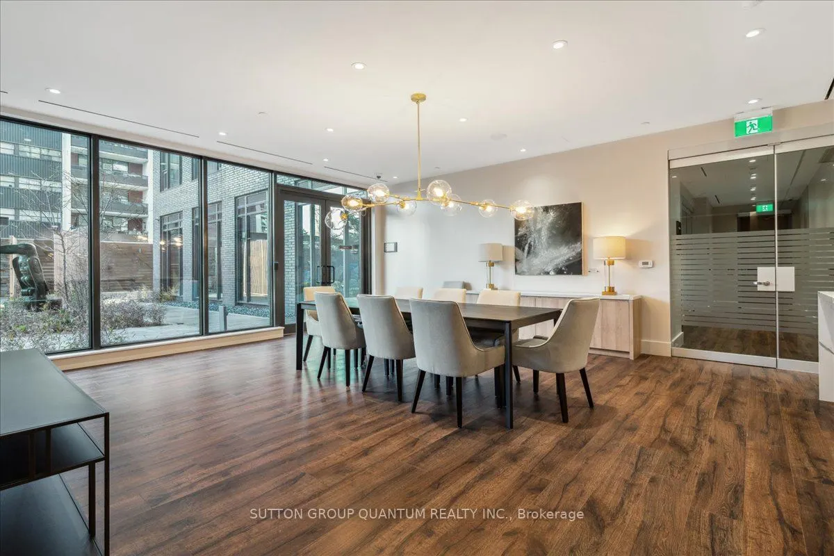 21 Park Street E, #315