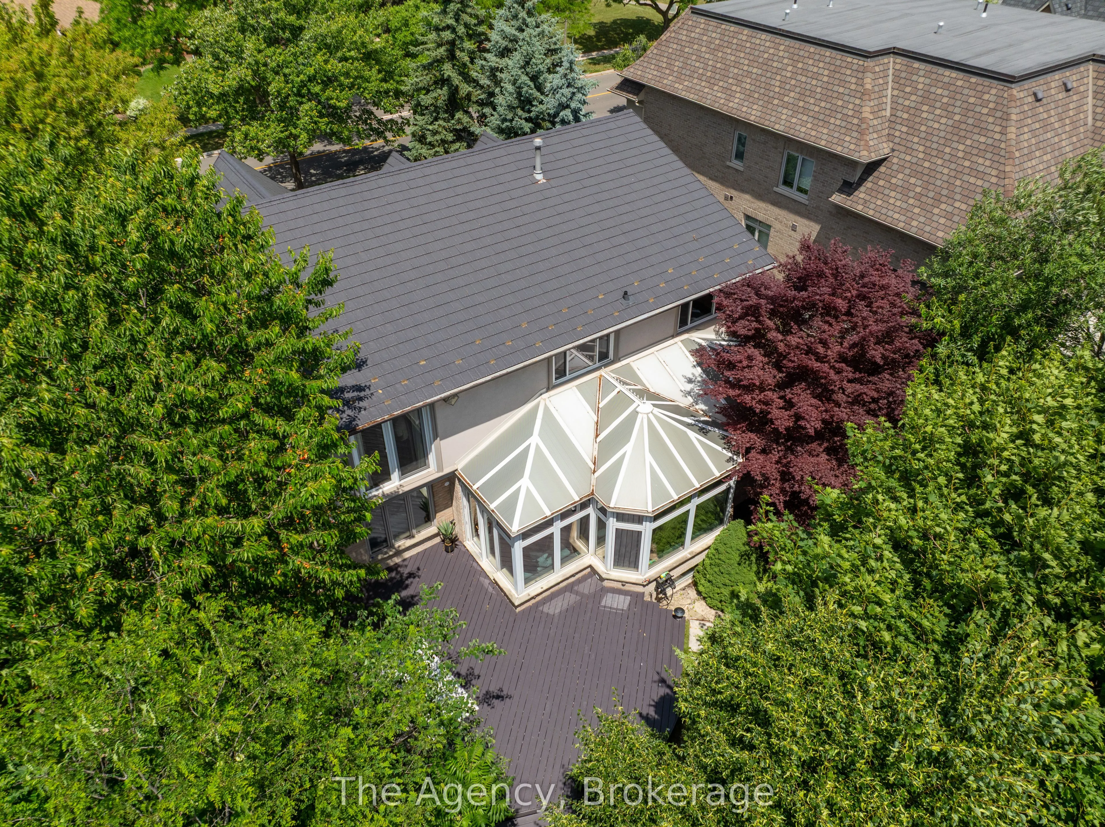 262 Mary Street
