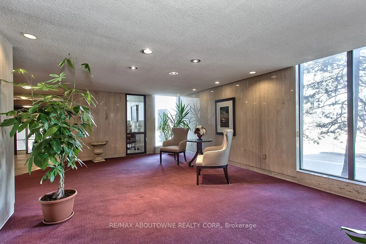 20 Speers Road, #903