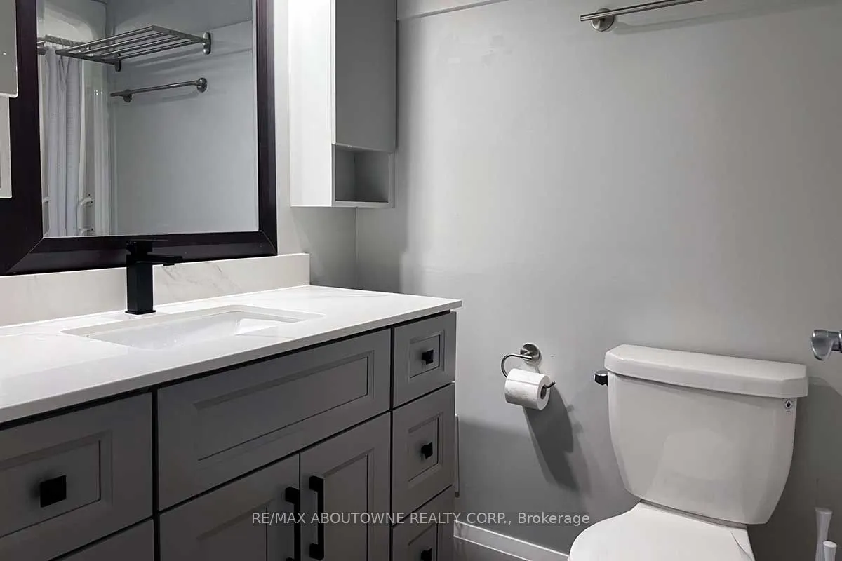 20 Speers Road, #903