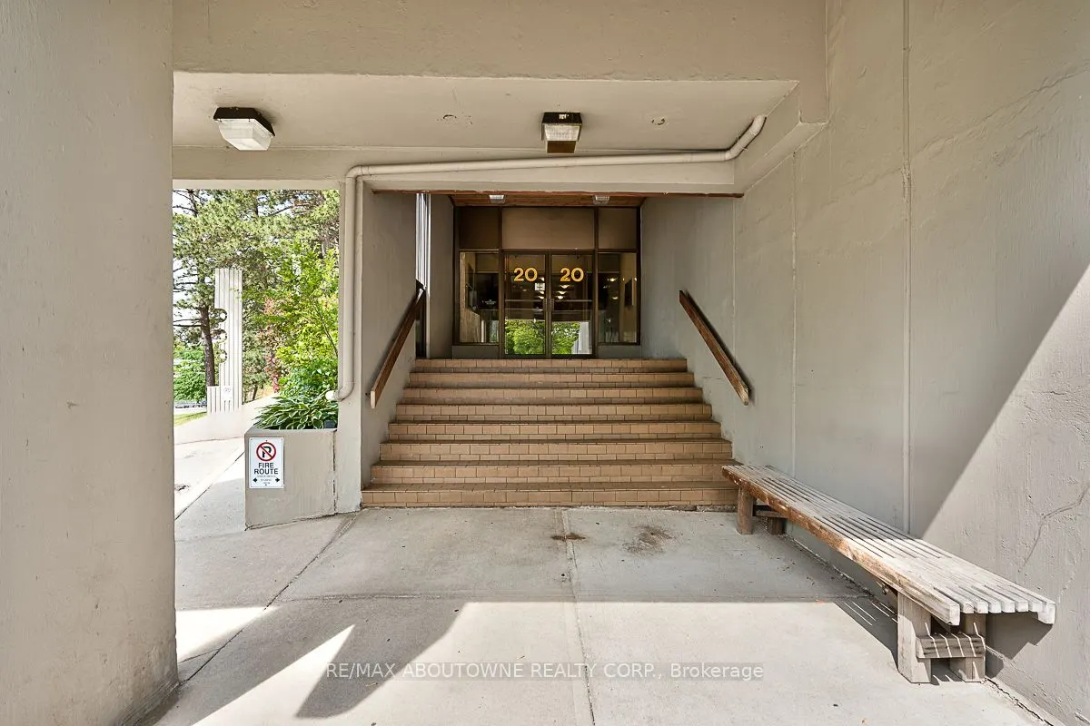 20 Speers Road, #903