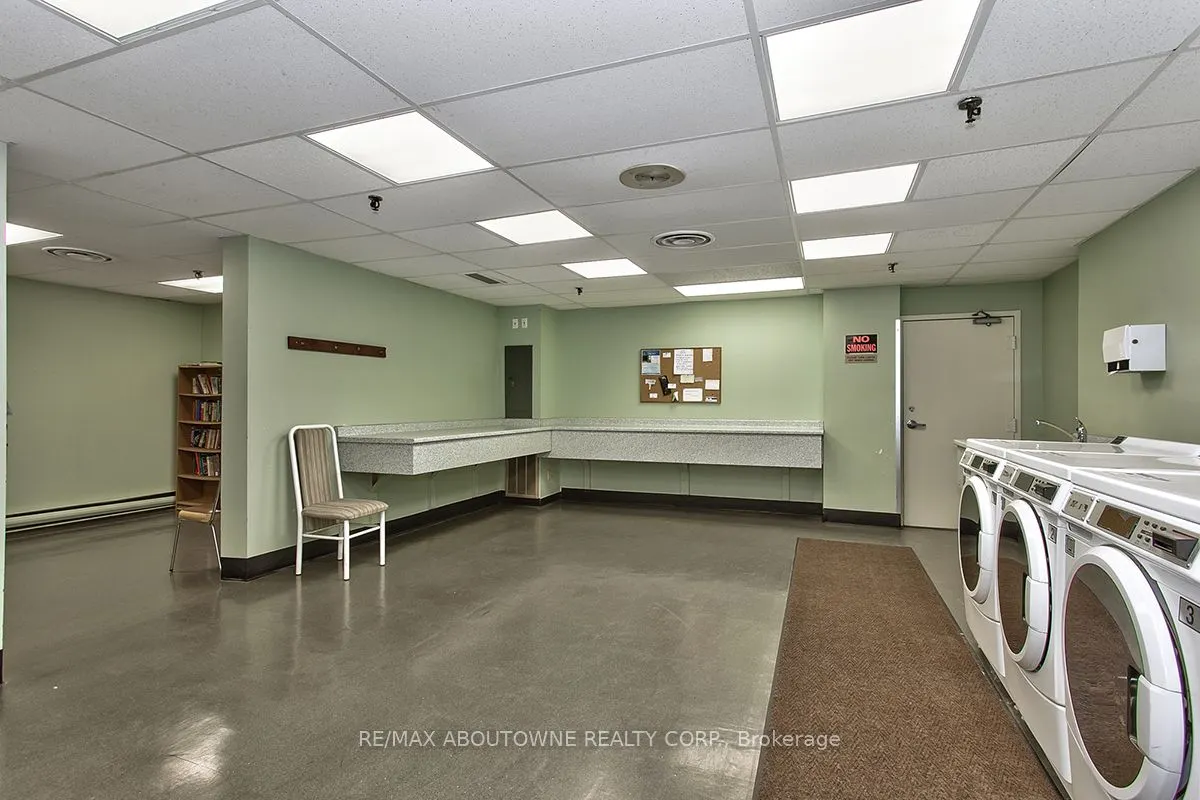 20 Speers Road, #903