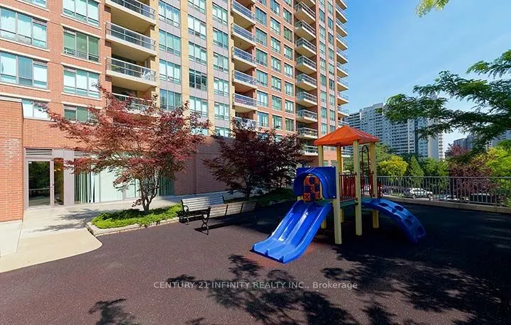 156 Enfield Place, #2116