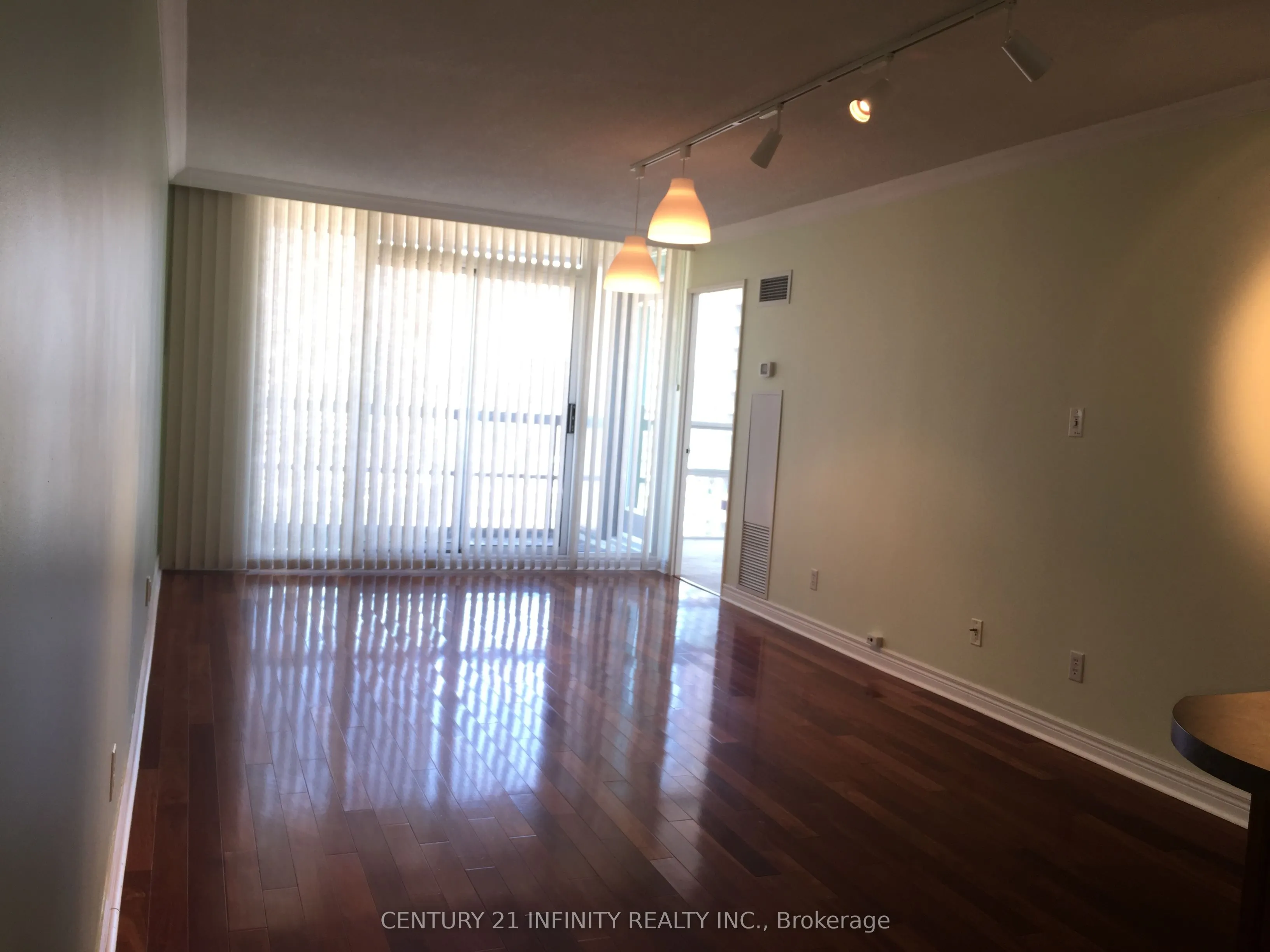 156 Enfield Place, #2116