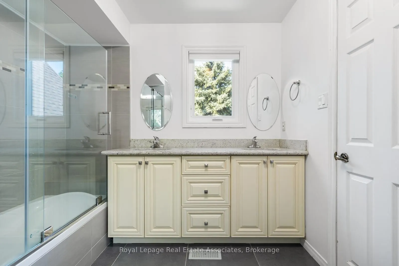 4424 Treetop Court